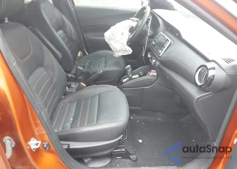 2019 Nissan Kicks Sr z USA, uszkodzony, nr VIN 3N1CP5CU6KL554320